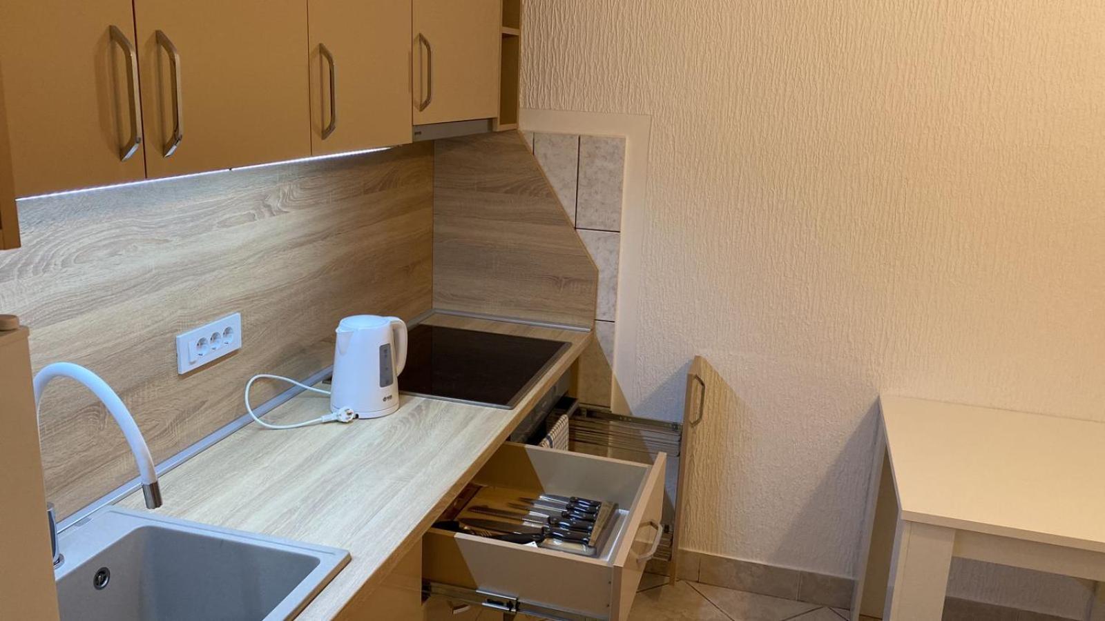 Apartmani Lime Petrovac المظهر الخارجي الصورة