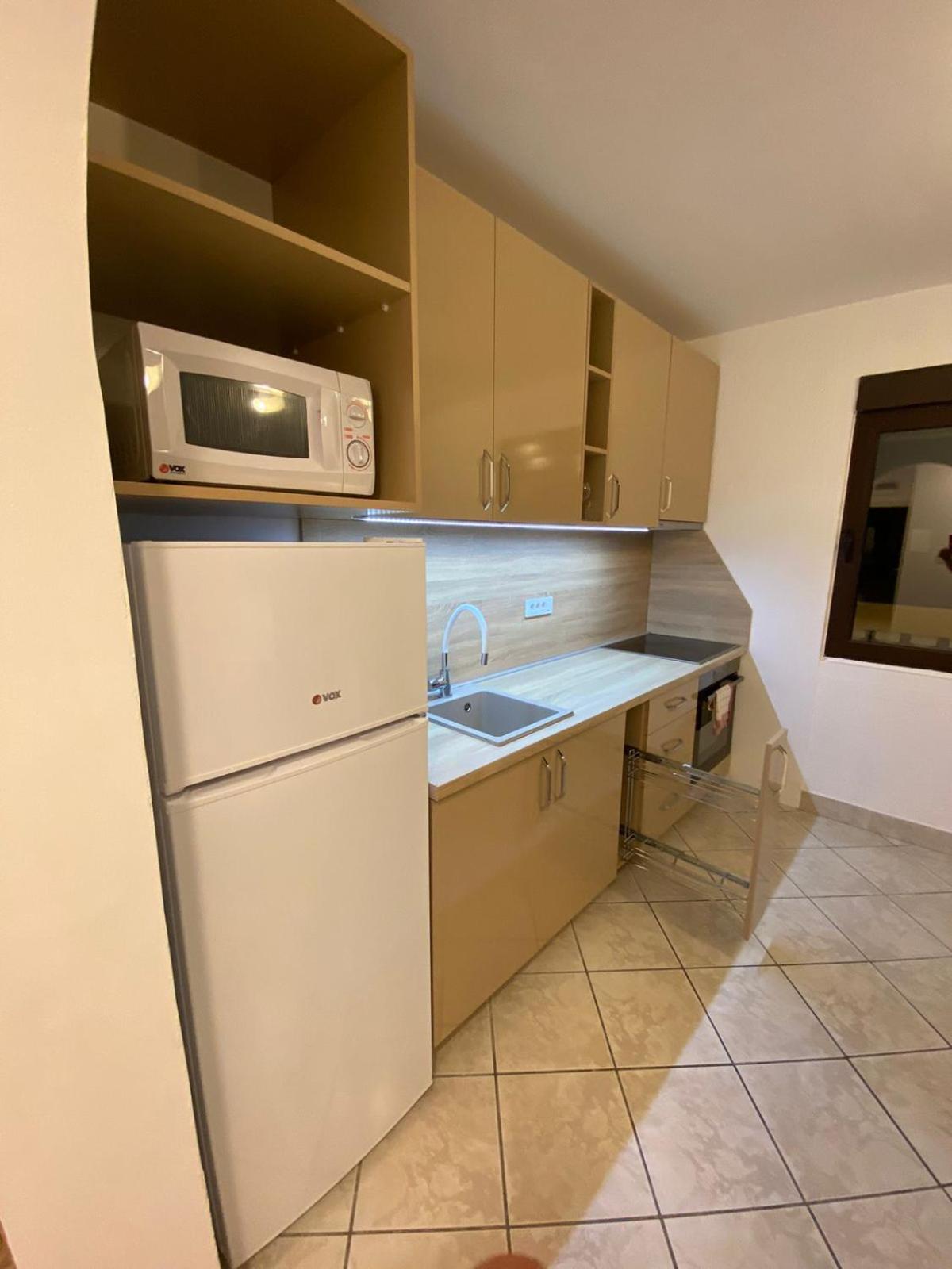 Apartmani Lime Petrovac المظهر الخارجي الصورة