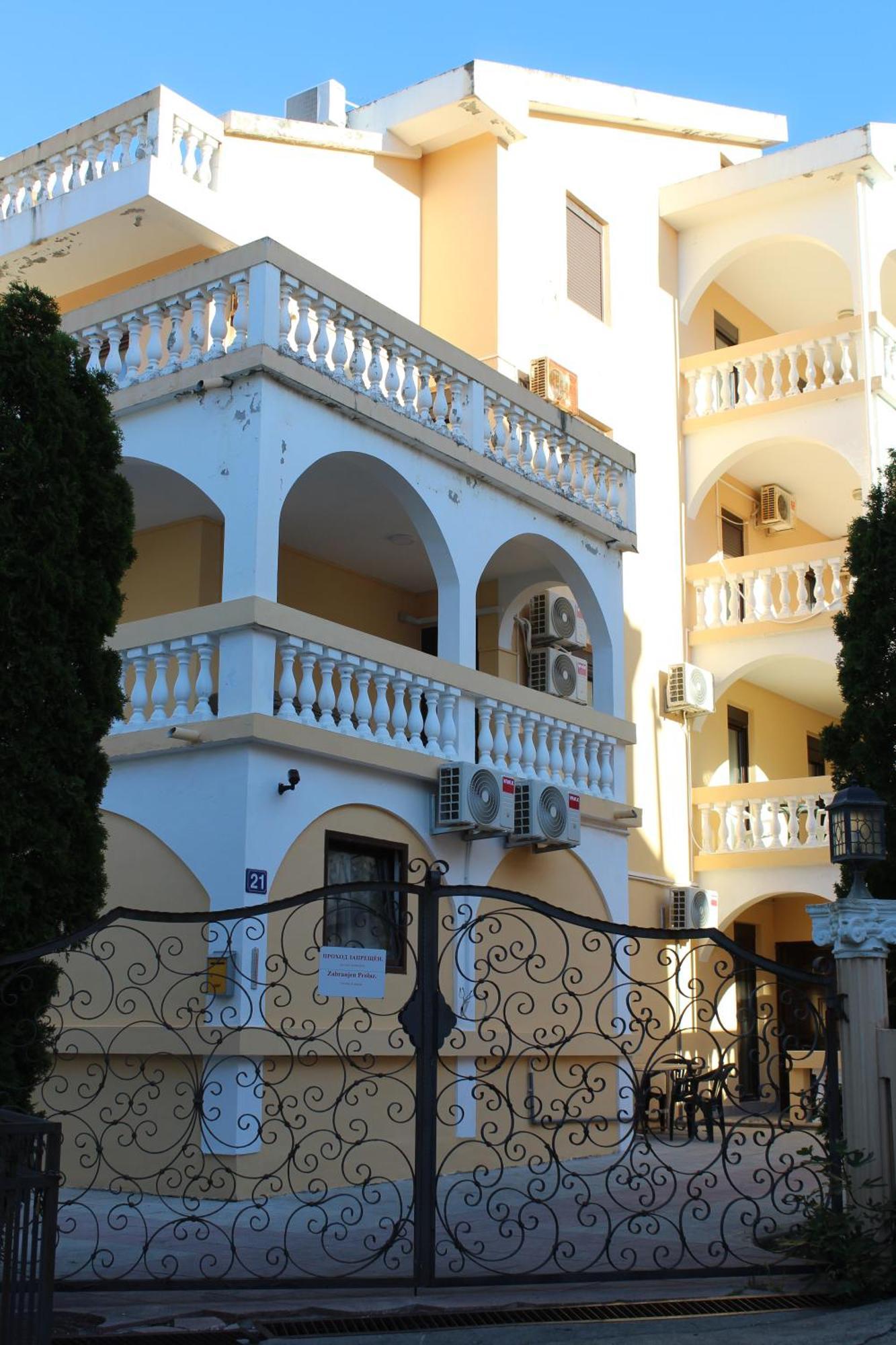 Apartmani Lime Petrovac المظهر الخارجي الصورة